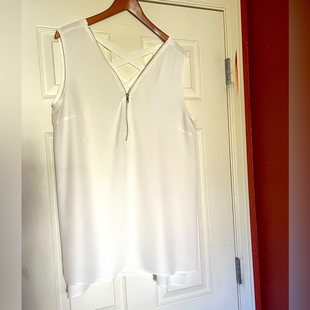 Long tunic, great alone or under a cardigan for fall!